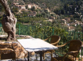 Гостиница Hostal Villa Verde  Дейя